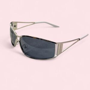 True Religion | Accessories | True Religion Sunglasses  display picture 3